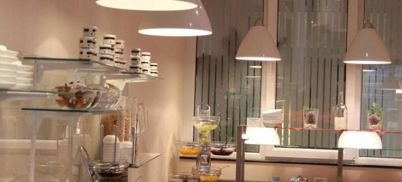 阿迪那酒店(Adena Hotel)图片