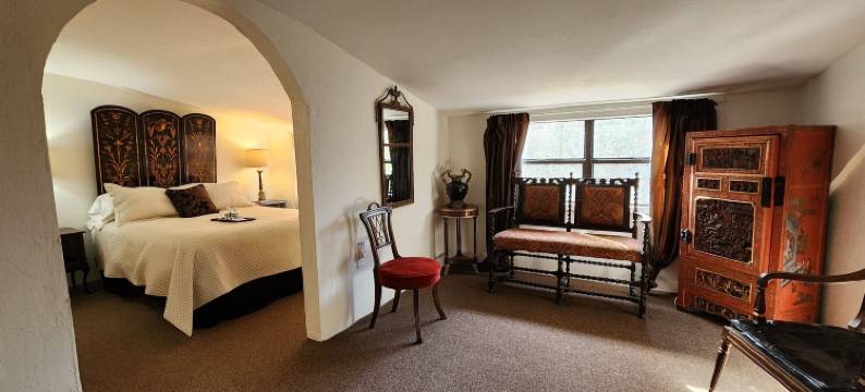 百合溪小屋(Lily Creek Lodge)图片