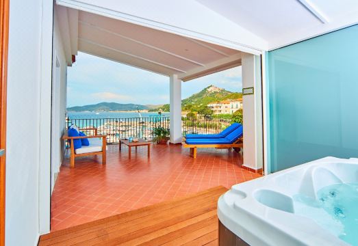 Approdo Resort Thalasso Spa Hotel Overview