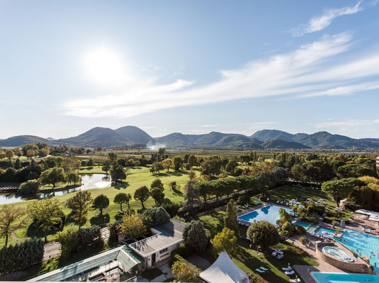 加尔齐尼亚诺温泉度假村及高尔夫 - 运动酒店