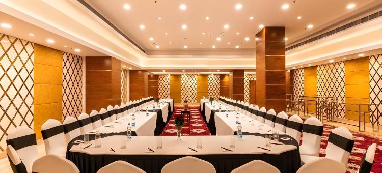 神圣克拉克套房酒店(Divine Clarks Inn Suites)图片