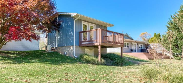 新河三卧室 - 钓鱼、皮划艇、热水浴缸、VT游戏周末(New River 3Br - Fishing, Hot Tub and VT Game Weekends)图片