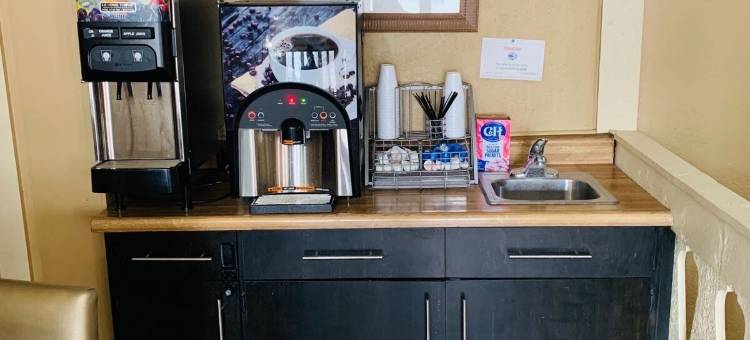 韦伯斯特城美洲最佳价值酒店(Americas Inn)图片