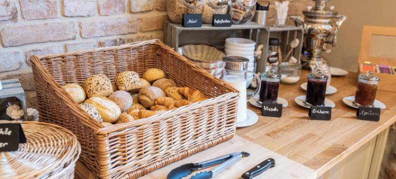 斯托尔岑霍夫布卢梅诺夫(Storchenhof Blumenow)图片