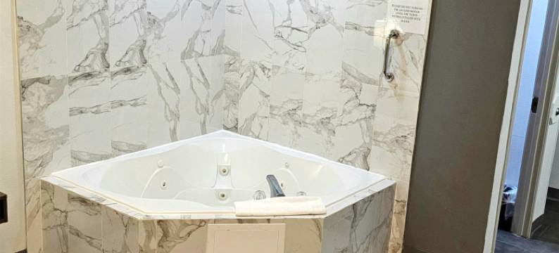 芝加哥-卡柳梅特温德姆呗盟套房酒店(Baymont by Wyndham Chicago/Calumet City)图片