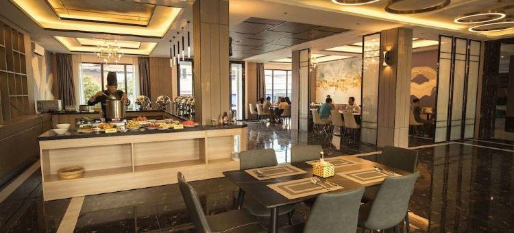 万荣伊甸酒店(Confetti Garden Hotel)图片