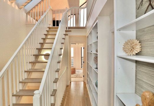 Beachfront Estate - LB Peninsula Hotel Overview