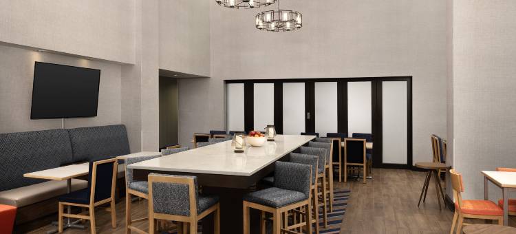亨茨维尔/研究园区希尔顿欢朋套房酒店(Hampton Inn & Suites Huntsville/Research Park Area)图片