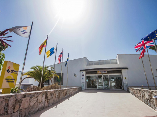 特拉扎玛阳光套房塞瓦图尔酒店