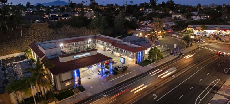 CA拉梅萨6号汽车旅馆(Motel 6 la Mesa, CA)图片