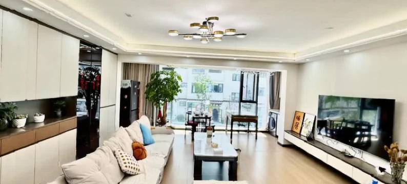 香格里拉橘红民宿图片