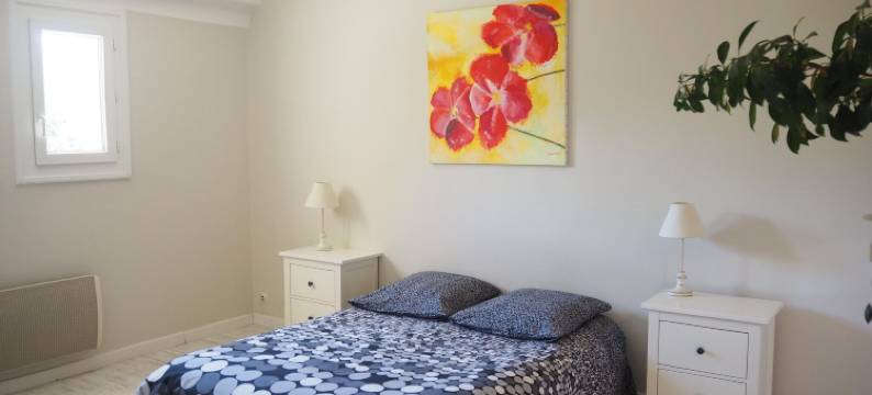 Holiday Home in Villes-sur-Auzon with Pool图片