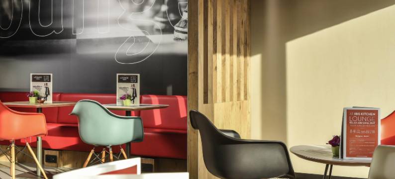 宜必思沙勒罗瓦机场布鲁塞尔南酒店(Ibis Charleroi Airport Brussels South)图片