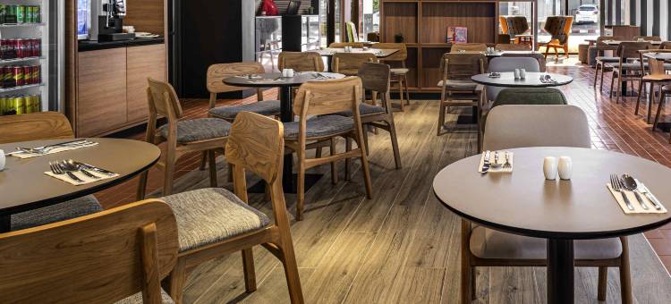 宜必思清迈宁曼街旅游中心酒店(ibis Chiang Mai Nimman Journeyhub)图片