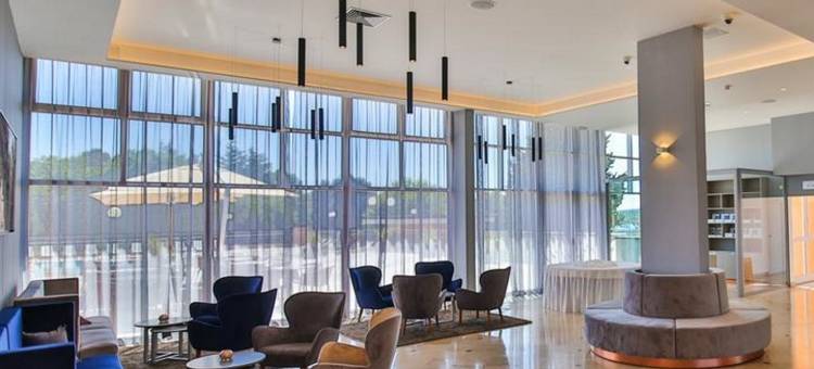 梅杜林艾皮妮假日公园(Ai Pini Medulin Resort)图片