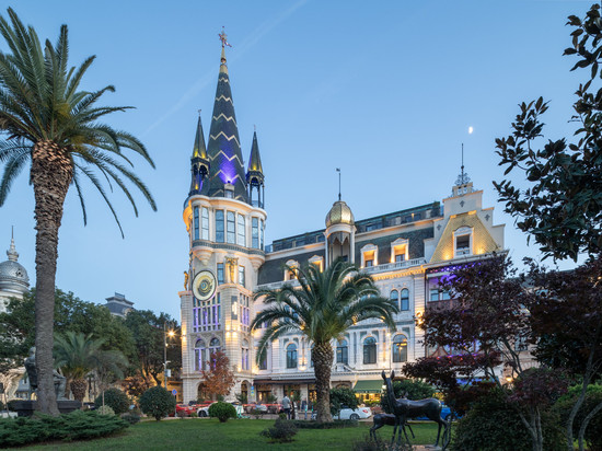 Hotel Indigo 巴统老城 by IHG