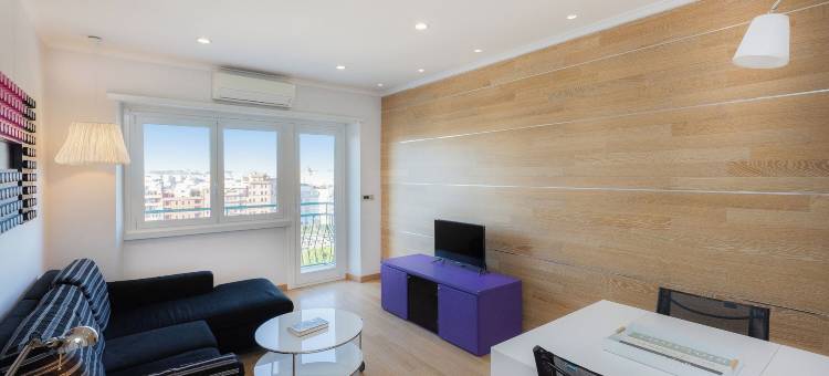 罗马金字塔景观公寓出租(Rental in Rome Pyramid View Apartment)图片