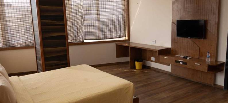 贾姆坎迪格兰德酒店(Hotel Grand Inn Jamkhandi)图片