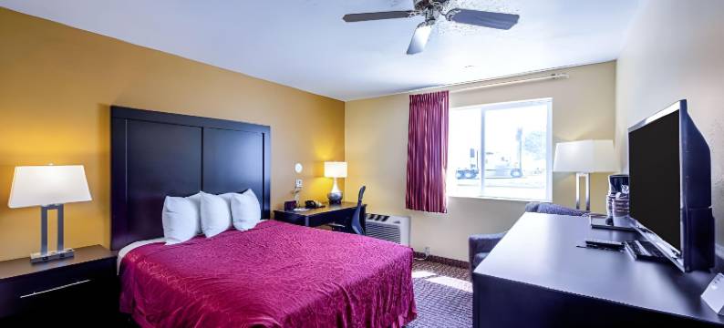 蒙蒂塞洛罗德威旅馆(Rodeway Inn & Suites)图片