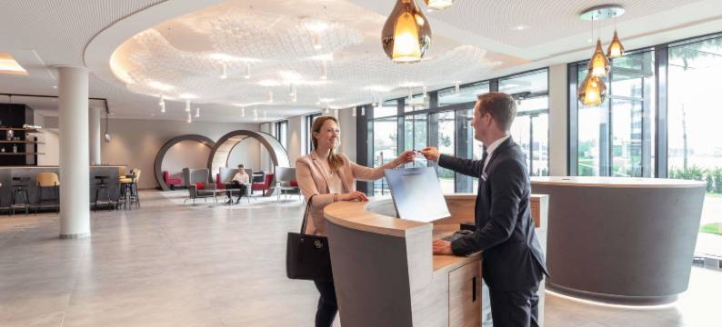 塞尔多夫机场诺富特酒店(Novotel Düsseldorf Airport)图片