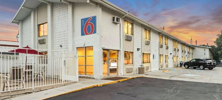 犹他市中心奥格登6号汽车旅馆(Motel 6 Ogden, UT- Downtown)图片