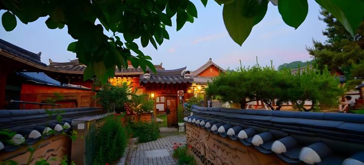 全州朴家韩屋-打折特价|韩屋村中心|韩服打折(Jeonjuhanog Baggane - Halinteugga, Hanogmaeul Jungsim, Hanboghalin)图片
