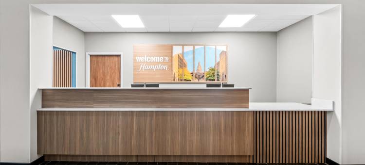 兰辛东欢朋酒店及套房(Hampton Inn & Suites East Lansing/Okemos)图片