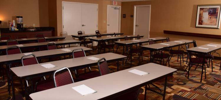 希尔顿欢朋套房酒店-印第安纳(Hampton Inn Indiana)图片