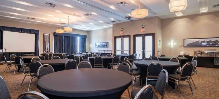 温尼伯机场桑德曼套房酒店(Sandman Hotel & Suites Winnipeg Airport)图片