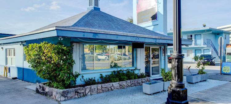 Leeward汽车旅馆由Capital O北迈阿密海滨(Leeward Motel By Capital O North Miami Beachside)图片