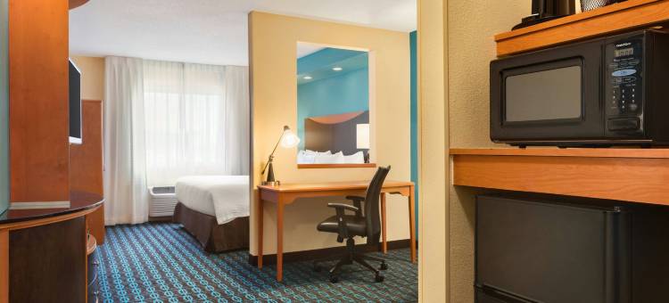 托莱多莫米万枫酒店及套房(Fairfield Inn & Suites Toledo Maumee)图片