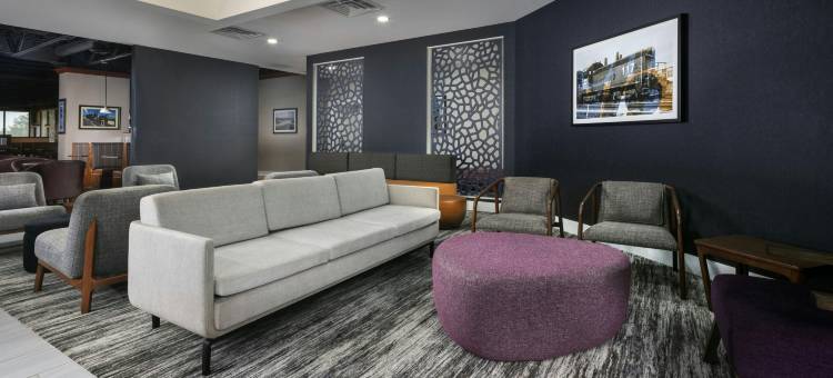 福朋喜来登喜來登酒店-堪萨斯城机场(Four Points by Sheraton Kansas City Airport)图片