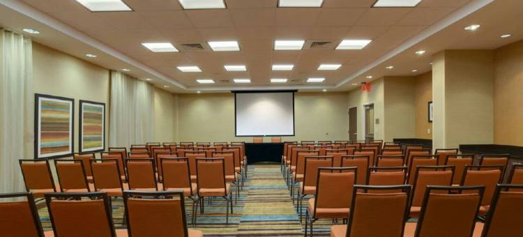 劳德代尔堡彭布罗克派恩斯万枫酒店及套房(Fairfield Inn & Suites Fort Lauderdale Pembroke Pines)图片