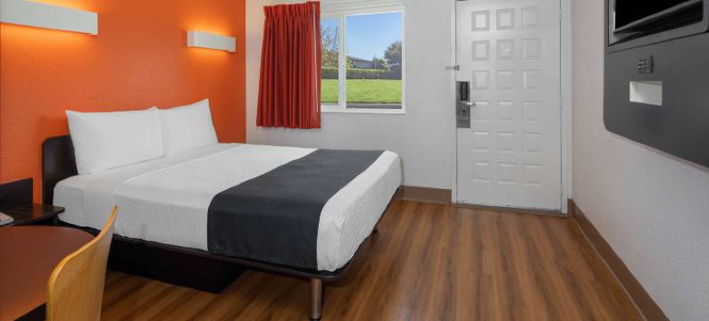 圣巴巴拉市6号汽车旅馆 - 卡宾特里拉南部(Motel 6 Carpinteria, CA - Santa Barbara - South)图片