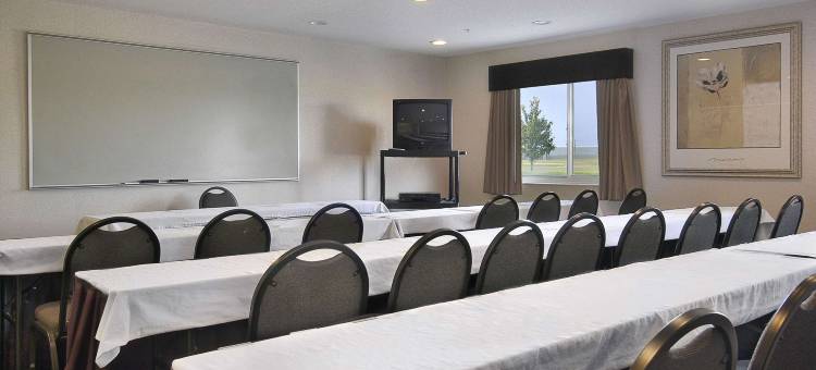 哥伦布/里肯巴克温德姆呗盟酒店(Baymont by Wyndham Columbus/Rickenbacker)图片