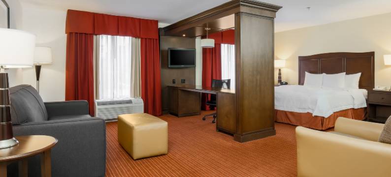 尚佩恩/厄巴纳希尔顿欢朋酒店(Hampton Inn Champaign/Urbana)图片