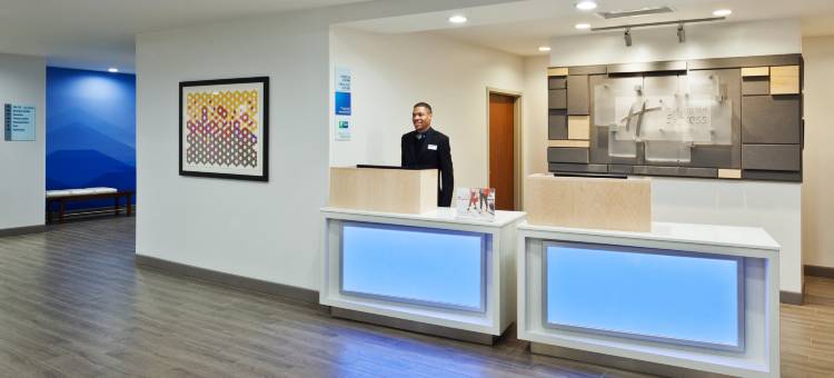 智选假日套房酒店凤凰城的哥伦布 by IHG(Holiday Inn Express & Suites Phenix City - FT. Benning by IHG)图片