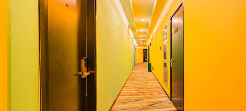 镇江滚石酒店图片