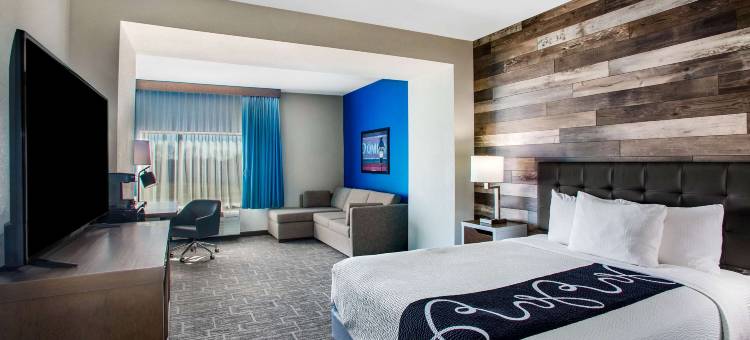 匹兹堡拉昆塔温德姆套房酒店(La Quinta Inn & Suites by Wyndham Pittsburg)图片