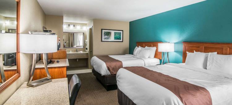 白沙国家公园附近-品质套房酒店(Quality Inn & Suites Near White Sands National Park)图片