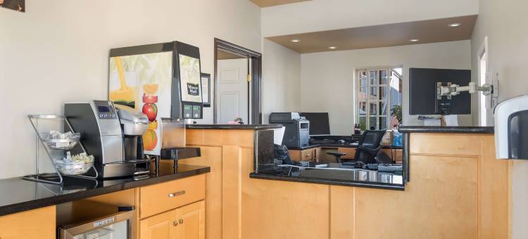 圣拉斐尔旅游宾馆(SureStay Hotel by Best Western San Rafael)图片