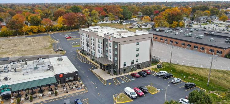 圣路易斯舒适套房酒店-日落山(Comfort Suites St. Louis - Sunset Hills)图片