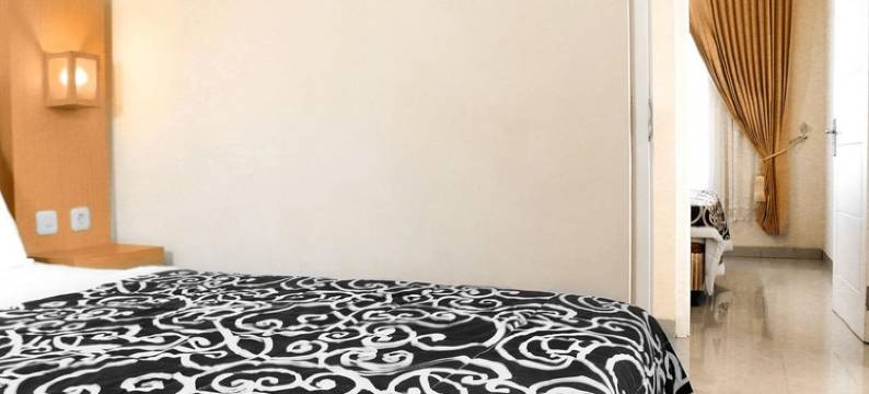 鲁马布罗莫度假屋(Villa Rumah Bromo)图片