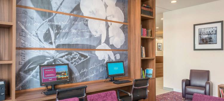 汉堡市中心希尔顿欢朋酒店(Hampton by Hilton Hamburg City Centre)图片