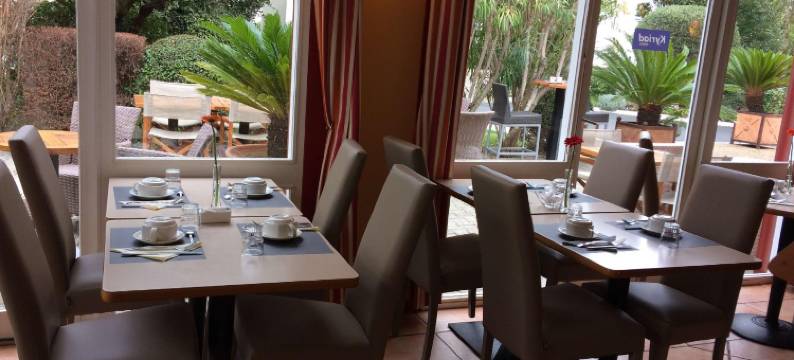 基里亚德酒店-德尼姆奥斯特(Kyriad Nimes Ouest)图片