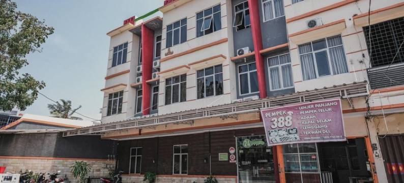 红多兹酒店-楠榜哈雅姆沃鲁克街2号(RedDoorz @ Jalan Hayam Wuruk Lampung 2)图片