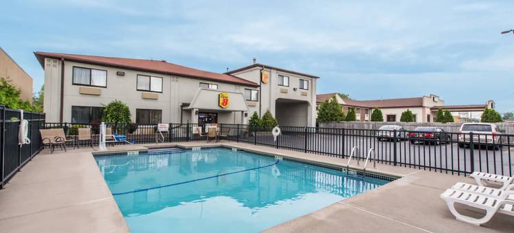 安大略尼亚加拉瀑布温德姆速 8 酒店(Super 8 by Wyndham Niagara Falls ON)图片