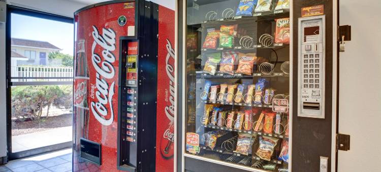 温莎洛克斯哈特福德6号汽车旅馆(Motel 6 Windsor Locks, CT - Hartford)图片