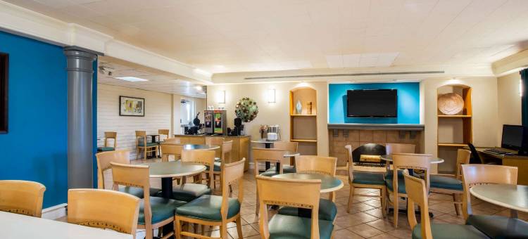 诺福克维吉尼亚海滩拉昆塔温德姆酒店(La Quinta Inn by Wyndham Norfolk Virginia Beach)图片