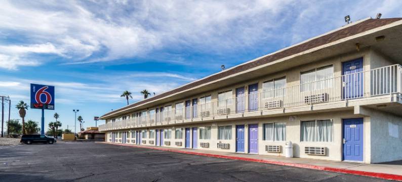 埃尔森特罗6号汽车旅馆(Motel 6 El Centro, CA)图片